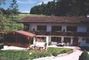 Urlaub auf dem Bauernhof Kederlehen: Ganzjährig komfortable Ferienwohnungen und Zimmer